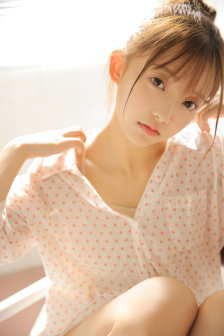 有钱男与贫穷女演员表